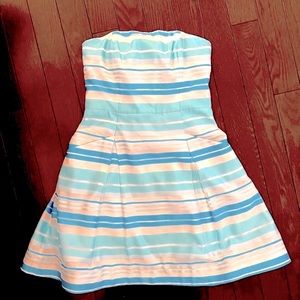 Women’s Lilly Pulitzer strapless dress with pockets
